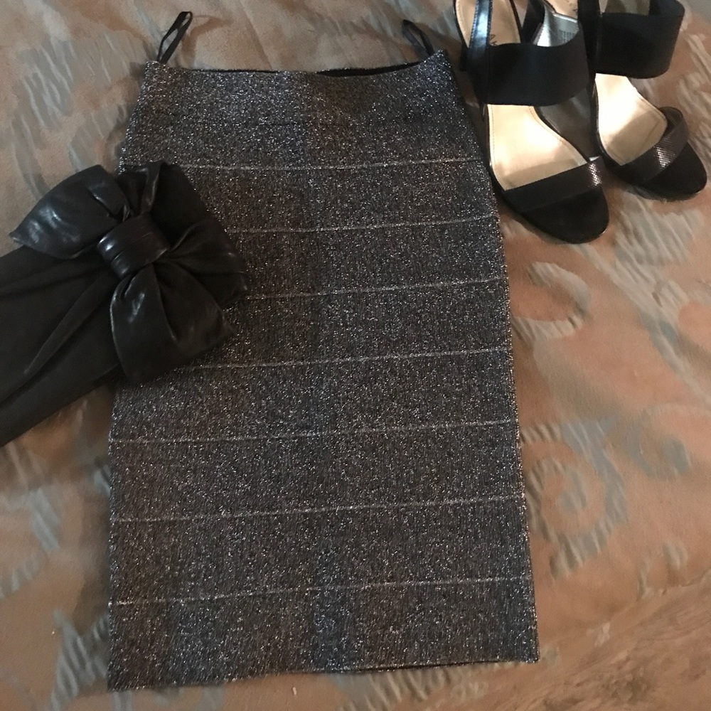 BCBG pencil skirt